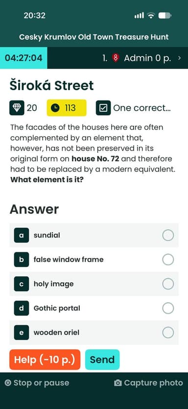 TerraHunt app: a question at a stop in Český Krumlov, with five answers to choose from
