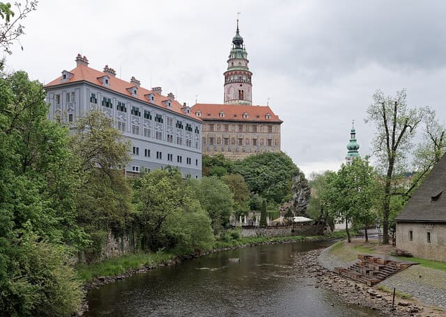 Day Trip or Overnight in Český Krumlov?