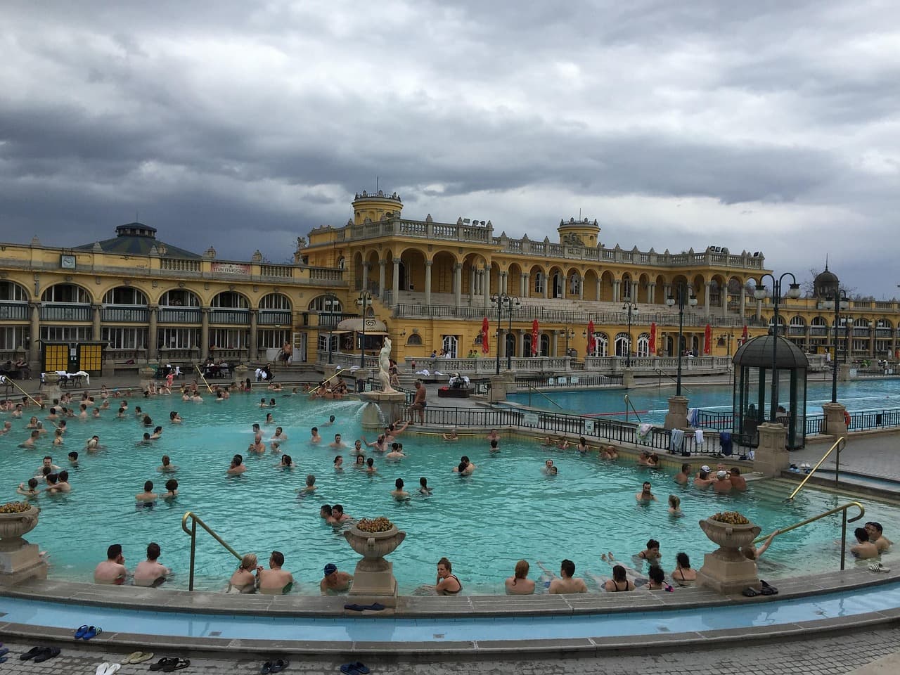 Budapest in one day, baths included